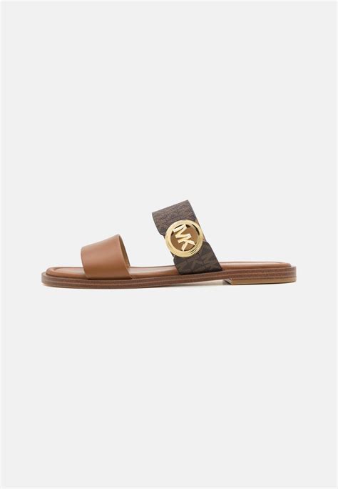 Michael Kors Vera Sandalias planas para mujer 